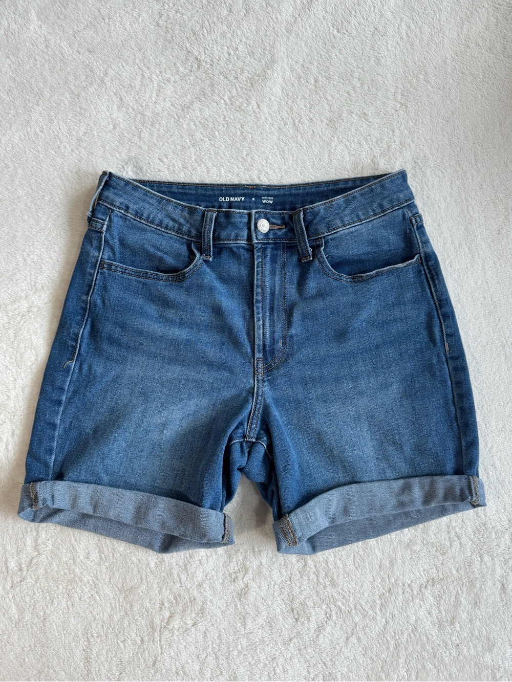 Old Navy WOW High Rise Cuffed Denim Shorts Women's Size 8 Medium Wash